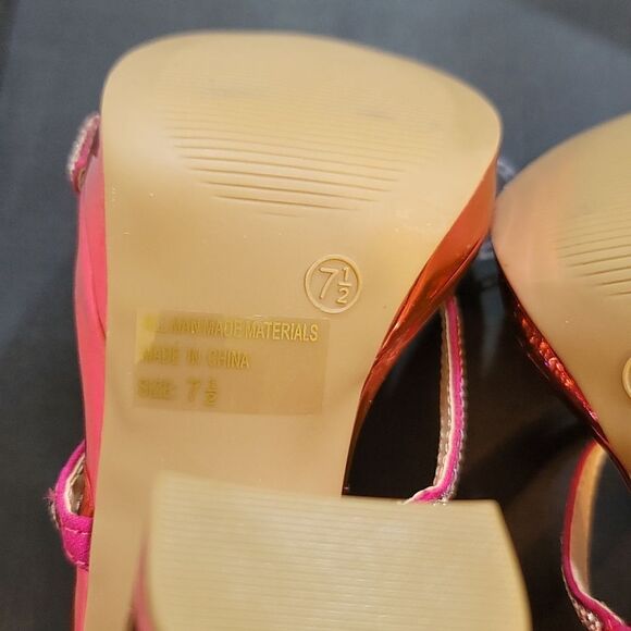 BRAND NEW WILD DIVA LOUNGS RHINESTONES EMBELLISHMENTS SANDAL G1 - Picture 13 of 15